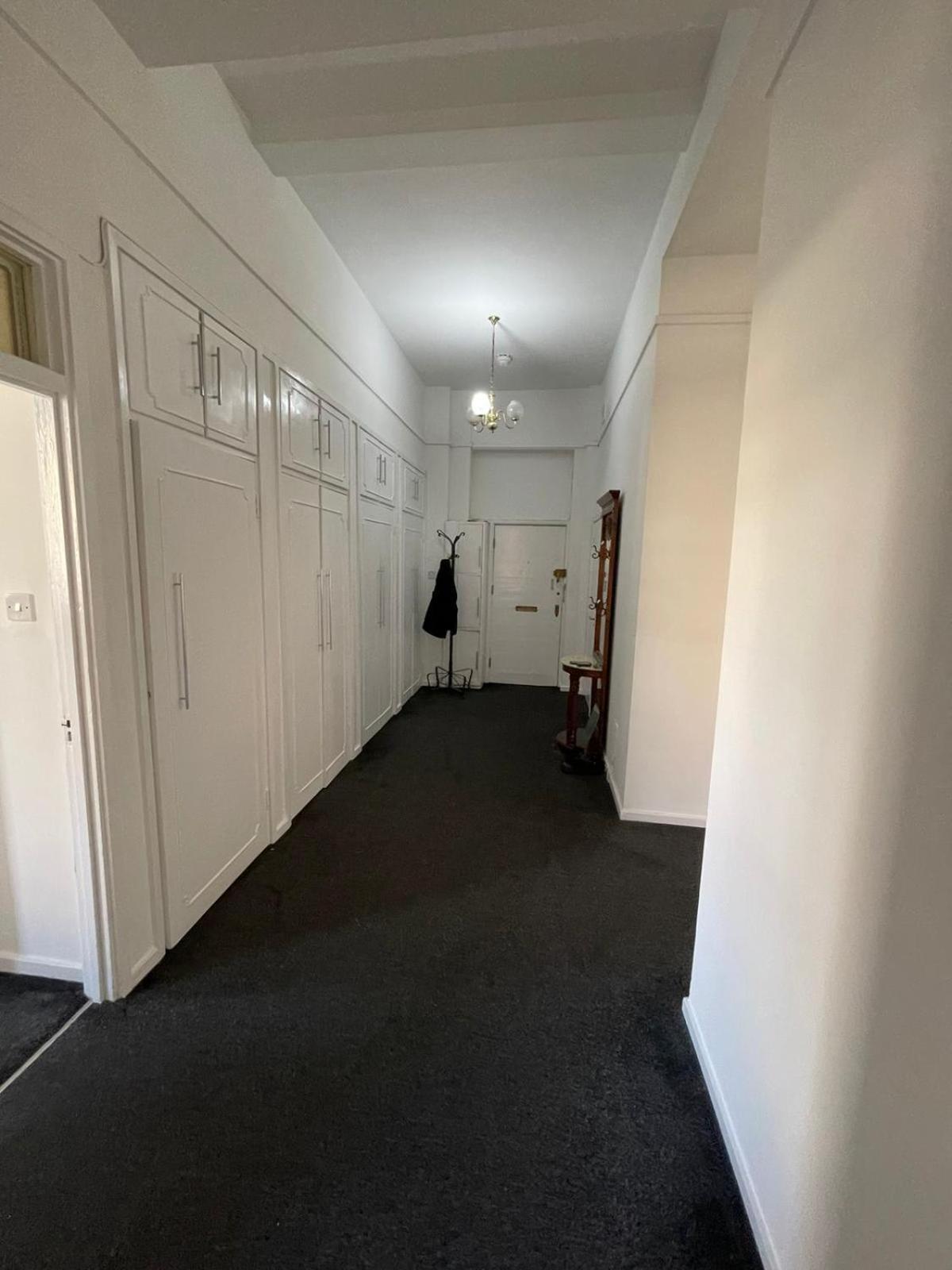 Farley Court Apartment *